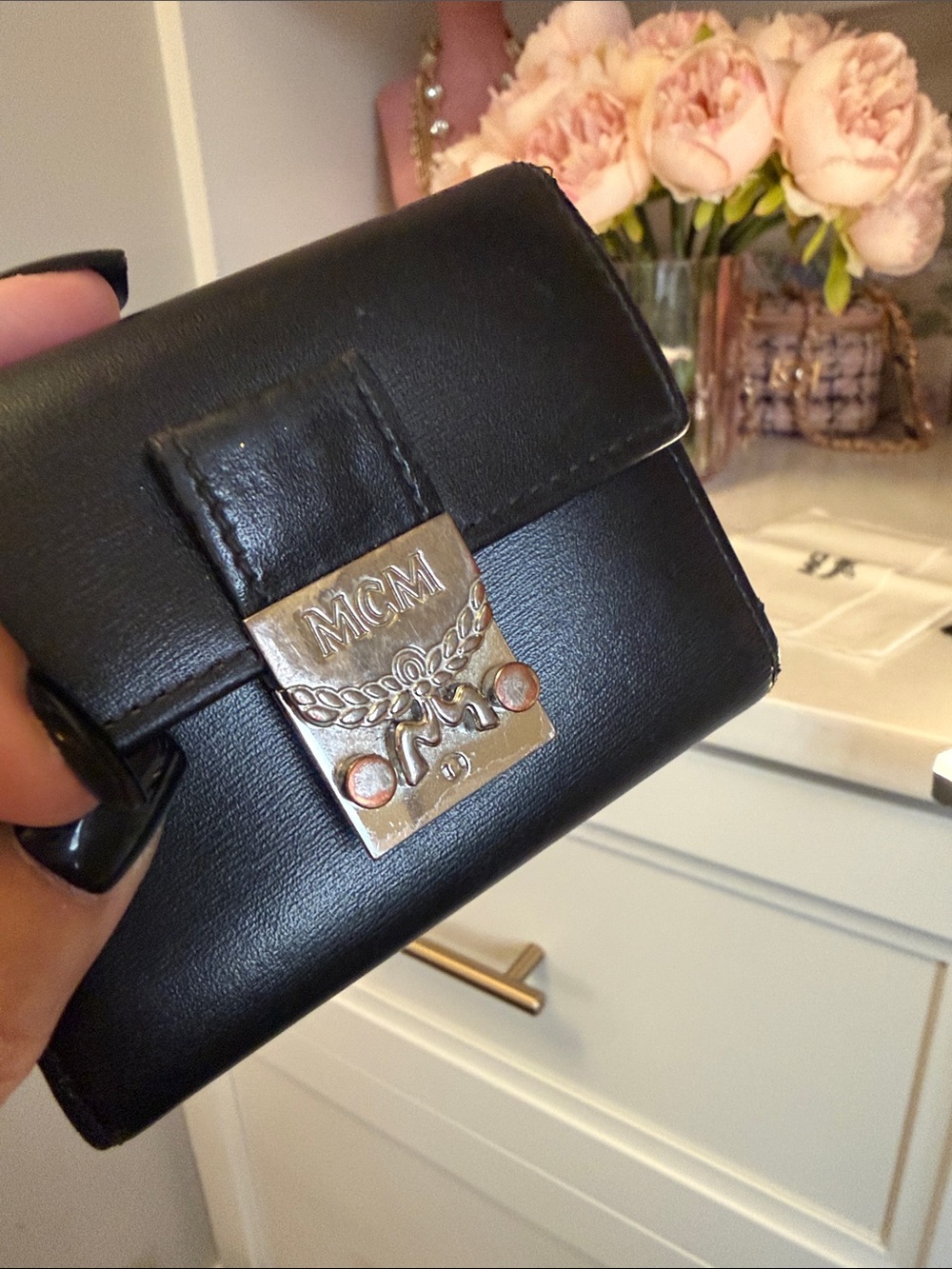 MCM mini Wallet w Black gift Box + authenticity card + dust bag EUC silver HW! - Picture 5 of 11